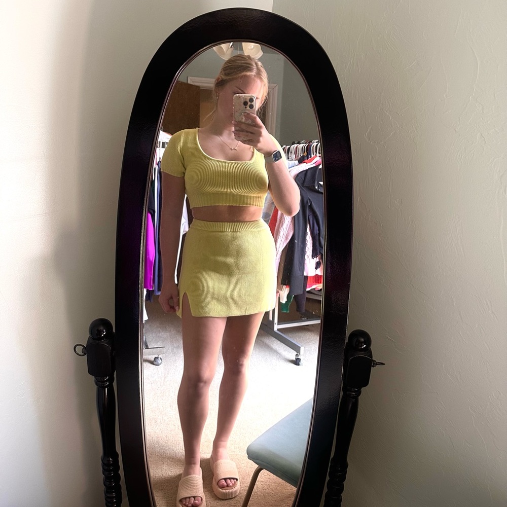 Knitted Mini Skirt Set